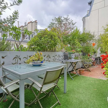 Pansiyon Charmante Chambre Avec Sdb - Quartier Brochant - 89c *